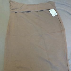 Discovery Clothing Pencil Skirt